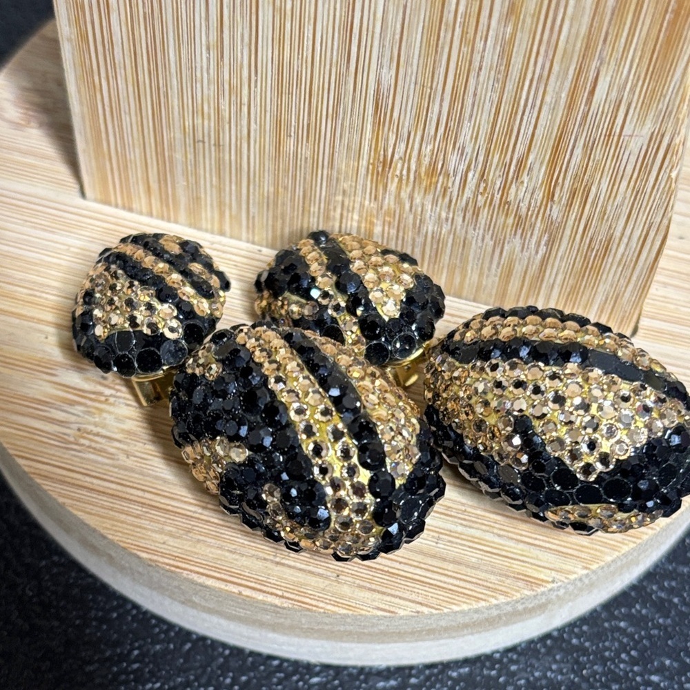 Richard Kerr Elegant Black and Gold Crystal Clip On Earrings Vintage